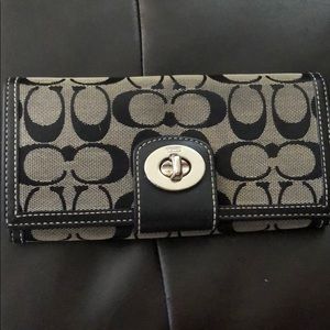 Coach wallet